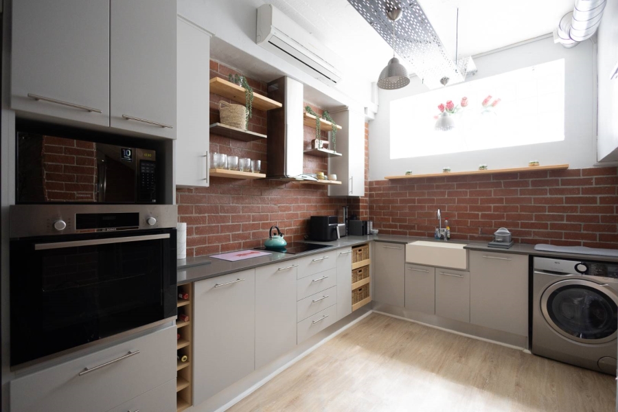 1 Bedroom Property for Sale in Gardens Western Cape